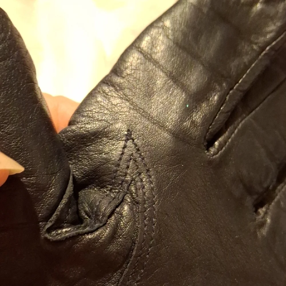 Black Leather Gloves
